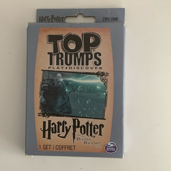 Harry Potter and The Deathly Hallows Part 2 Top TRUMPS Card Game for adults - Picture 2 of 5
